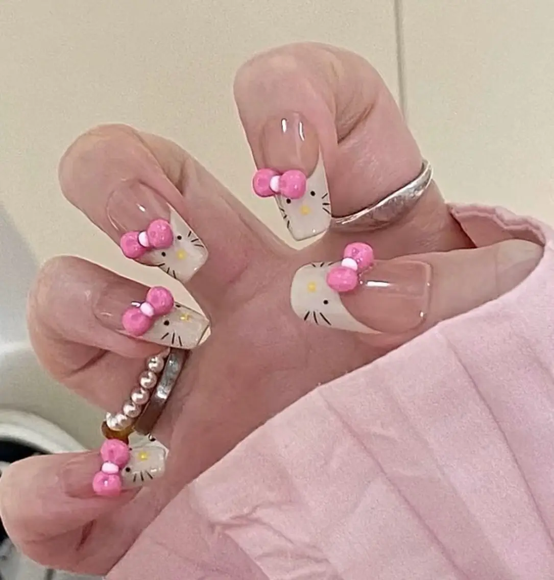 ネイル チークネイル 長さ出し フレンチネイル ガーリー 韓国ネイル sun nail池袋 モデル募集のネイルデザイン