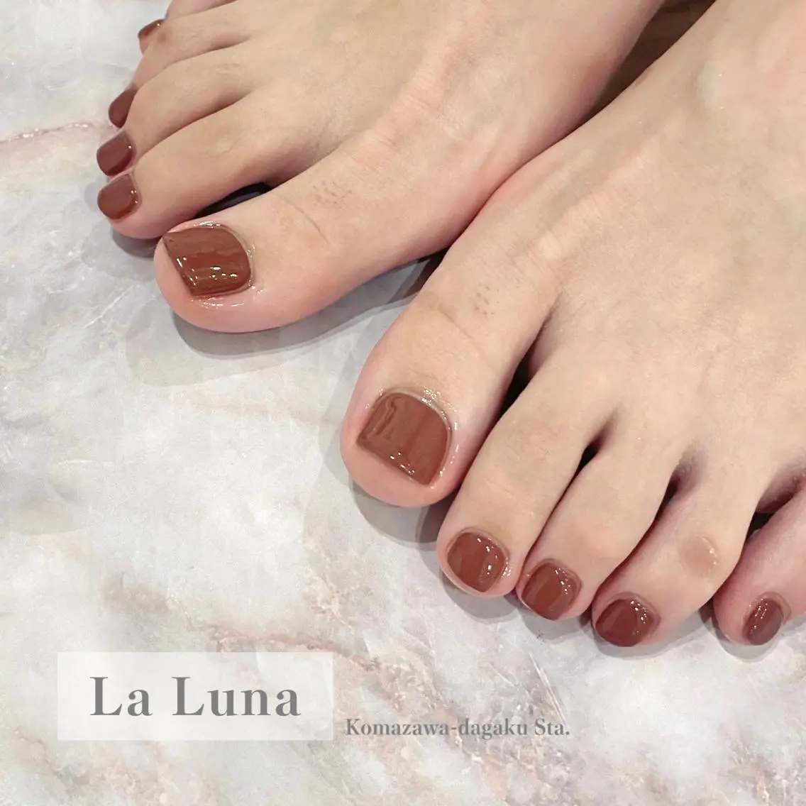 ネイル ワンカラーネイル フットネイル LaLuna🌙 Natsukiのネイルデザイン