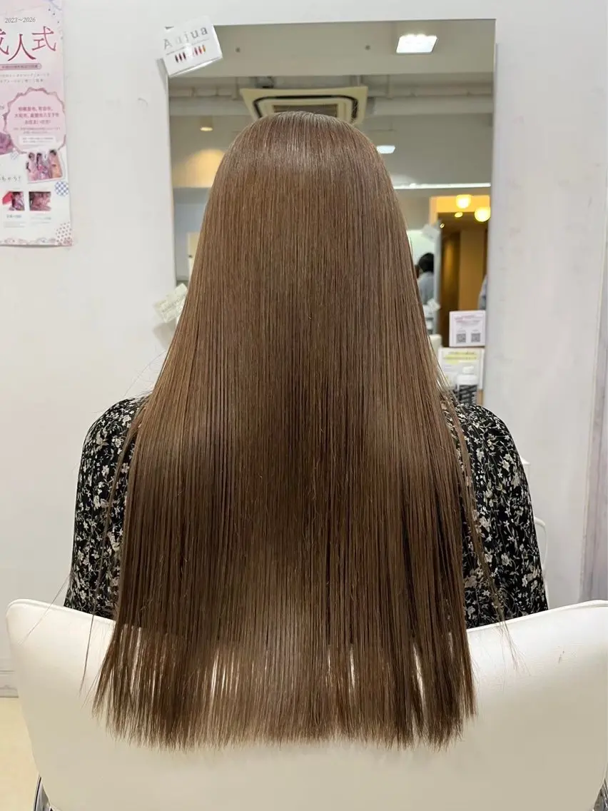 ロング ヘアカラー [髪質改善カラー] 光^._.^のヘアスタイル