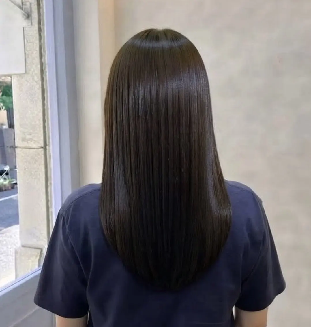 ロング カラー 松下 沙織のヘアスタイル