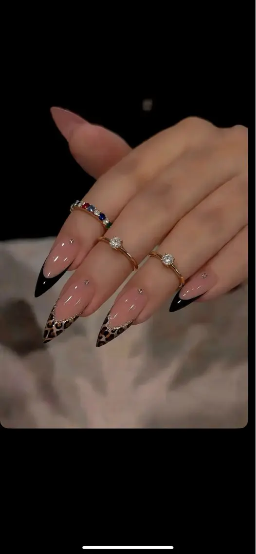 ネイル ハンドネイル NiJi Nailsのネイルデザイン
