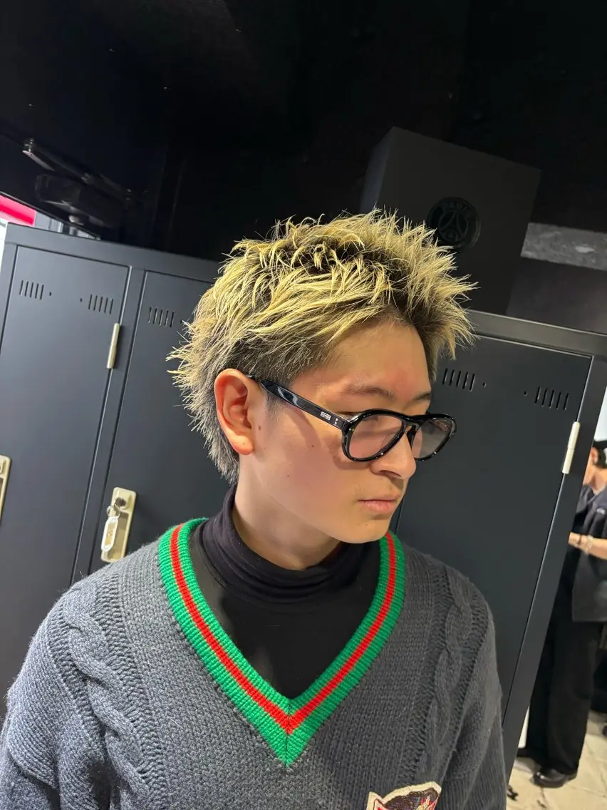 ショート メンズ 刈り上げ カット ヘアカラー ヘアセット メンズパーマ/難波/ 心斎橋　室園亮佑のヘアスタイル