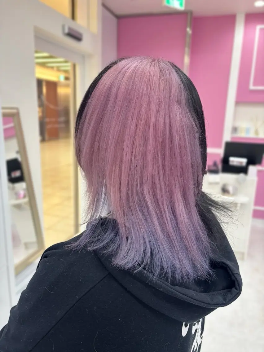 ミディアム カラー 伊藤 綾のヘアスタイル