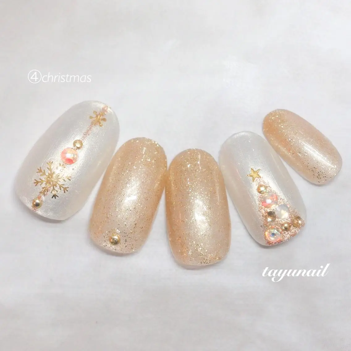 ネイル アートネイル ブルー ジェルネイル キラキラネイル ニュアンスネイル ネイルサロン 【たゆnail】のネイルデザイン