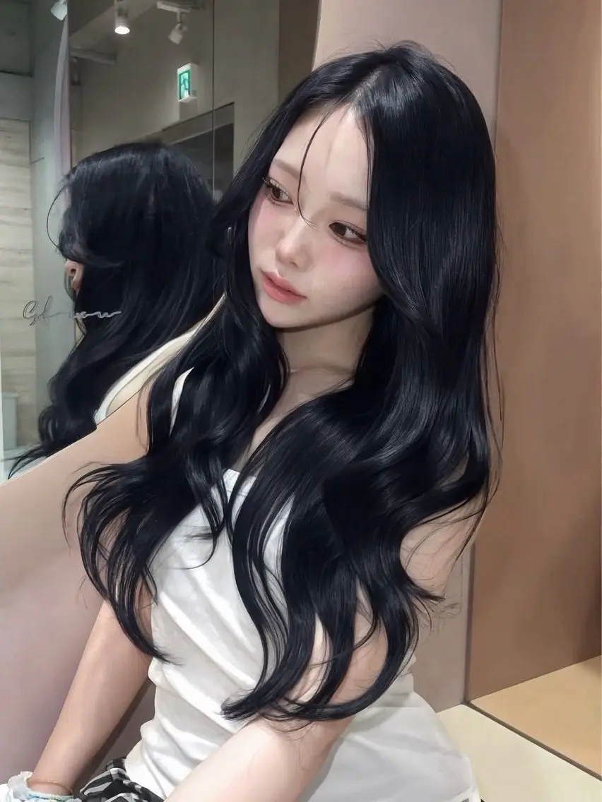 ロング 浦和うる艶 縮毛矯正⭐️セナ🎀のヘアスタイル