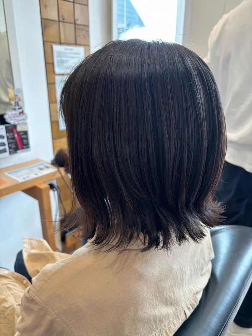 ミディアム ボブ 外ハネヘア 縮毛矯正 ウルフカット ショート✖️縮毛矯正 ✂️秋山知穂✂️のヘアスタイル
