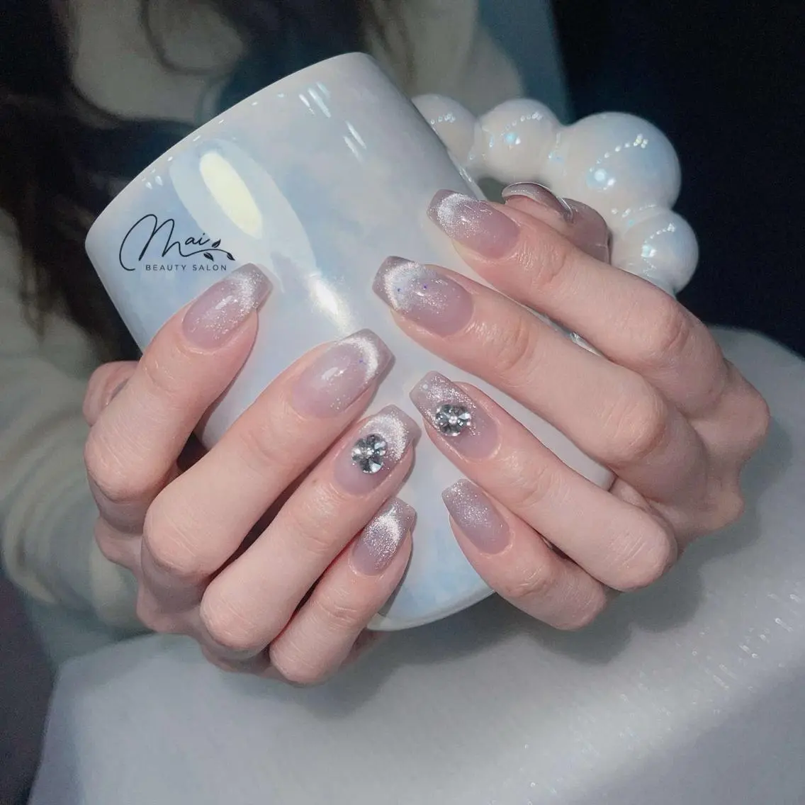 ネイル オーロラネイル 長さ出し フラッシュネイル フレンチネイル ジェルネイル MaiBeauty Niのネイルデザイン