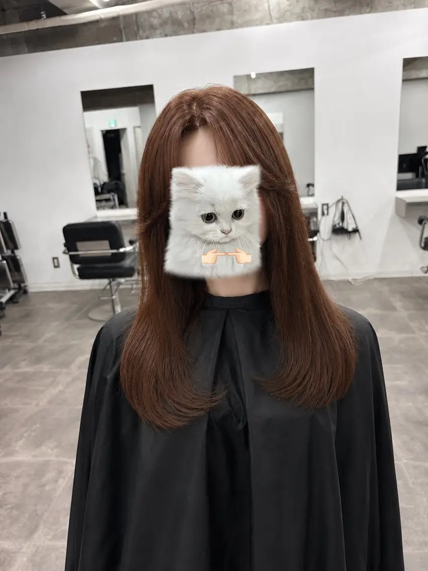 ミディアム ミディアムレイヤー 顔周りカット レイヤーカット ウルフカット 井口 怜奈のヘアスタイル