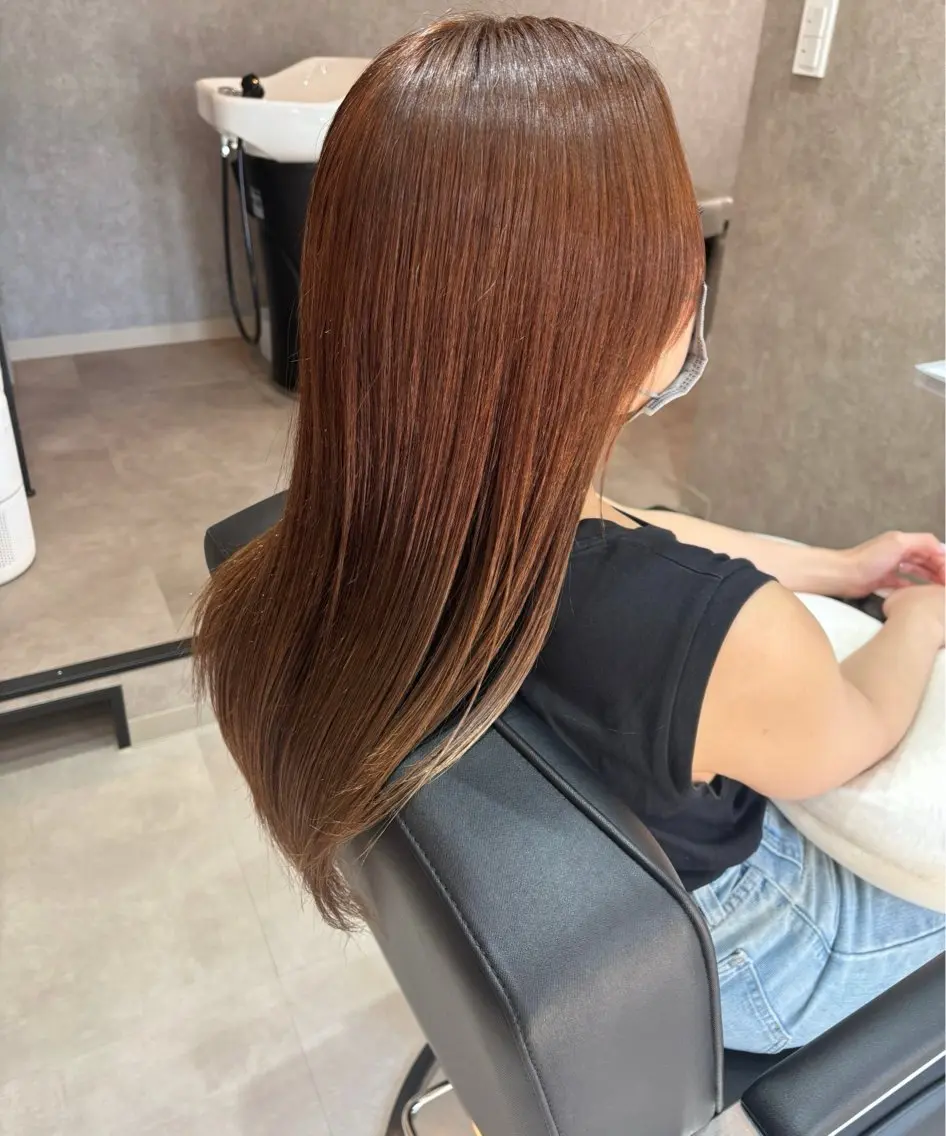 ロング カラー ブラウンカラー チョコレートブラウン ロング カット ヘアカラー トリートメント Mina Akiyamaのヘアスタイル