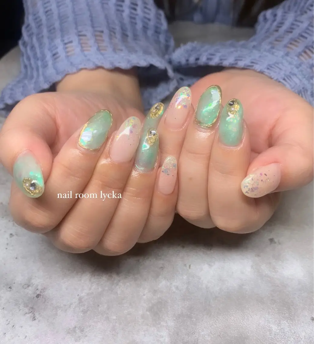 ネイル ネイルルームリッカ 𝐦𝐚𝐲𝐮のネイルデザイン