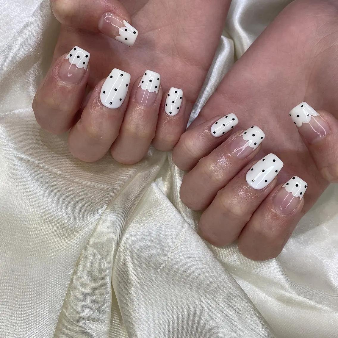 ネイル ハンドネイル 西岡 杏のネイルデザイン