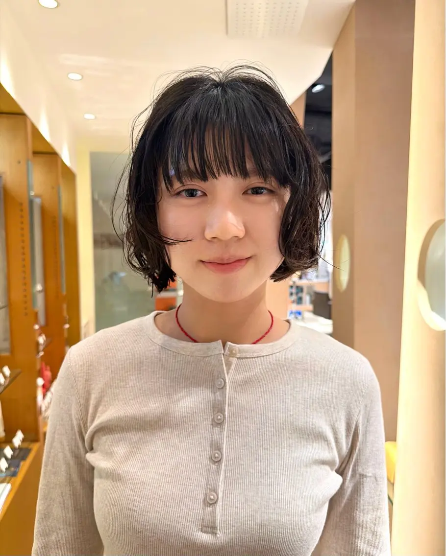 ミディアム パーマ 吉永 琴香のヘアスタイル