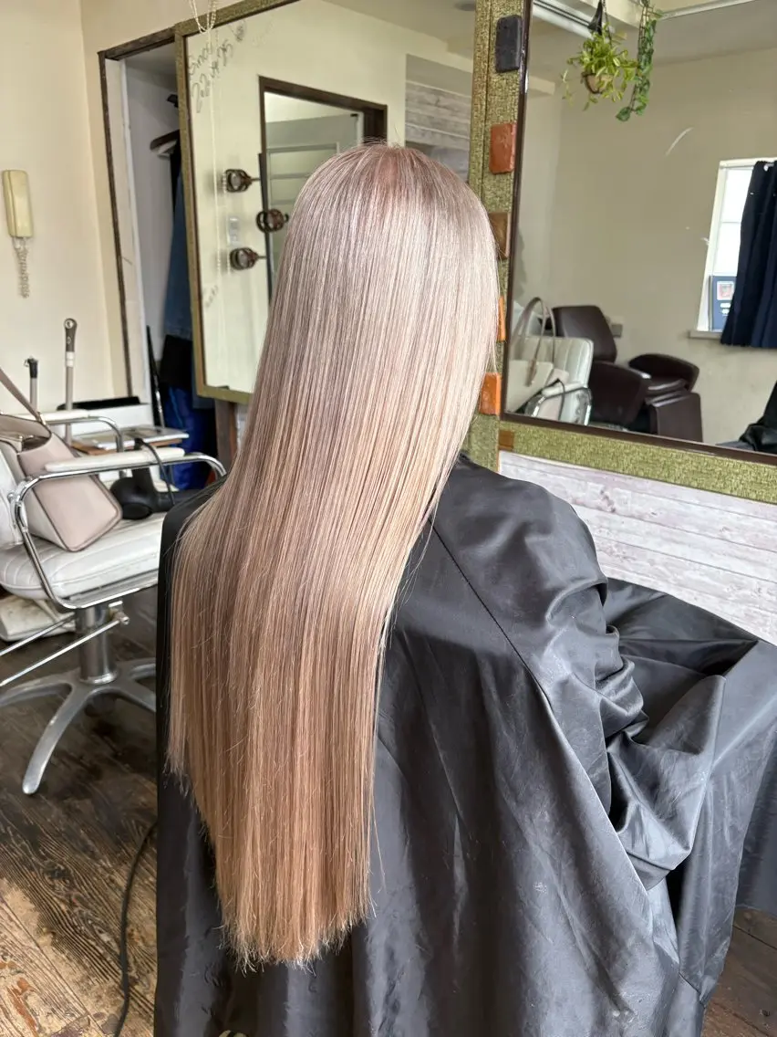 ロング カット ヘアカラー トリートメント 渡辺 健太のヘアスタイル
