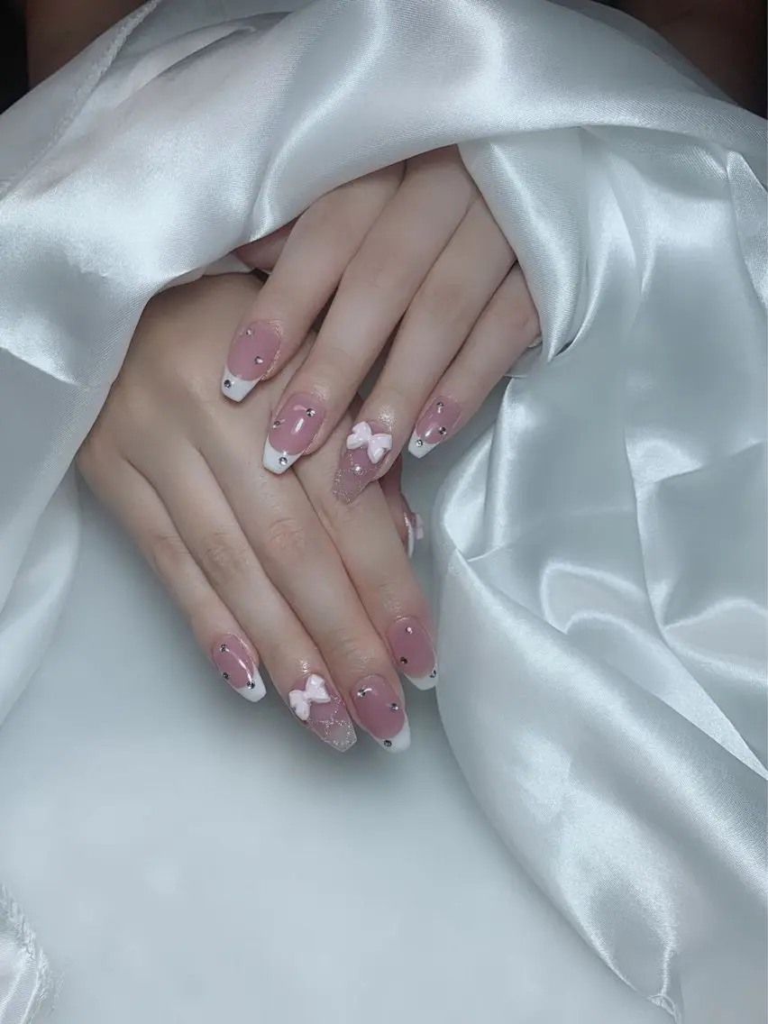 ネイル Amina nail salonのネイルデザイン