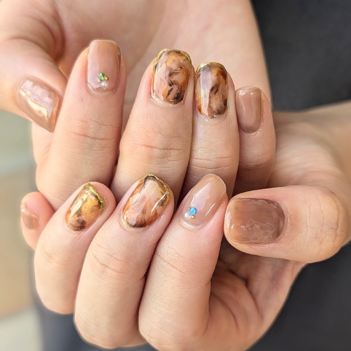 ネイル べっ甲ネイル ハンドネイル 推しネイル | 　aycnailのネイルデザイン