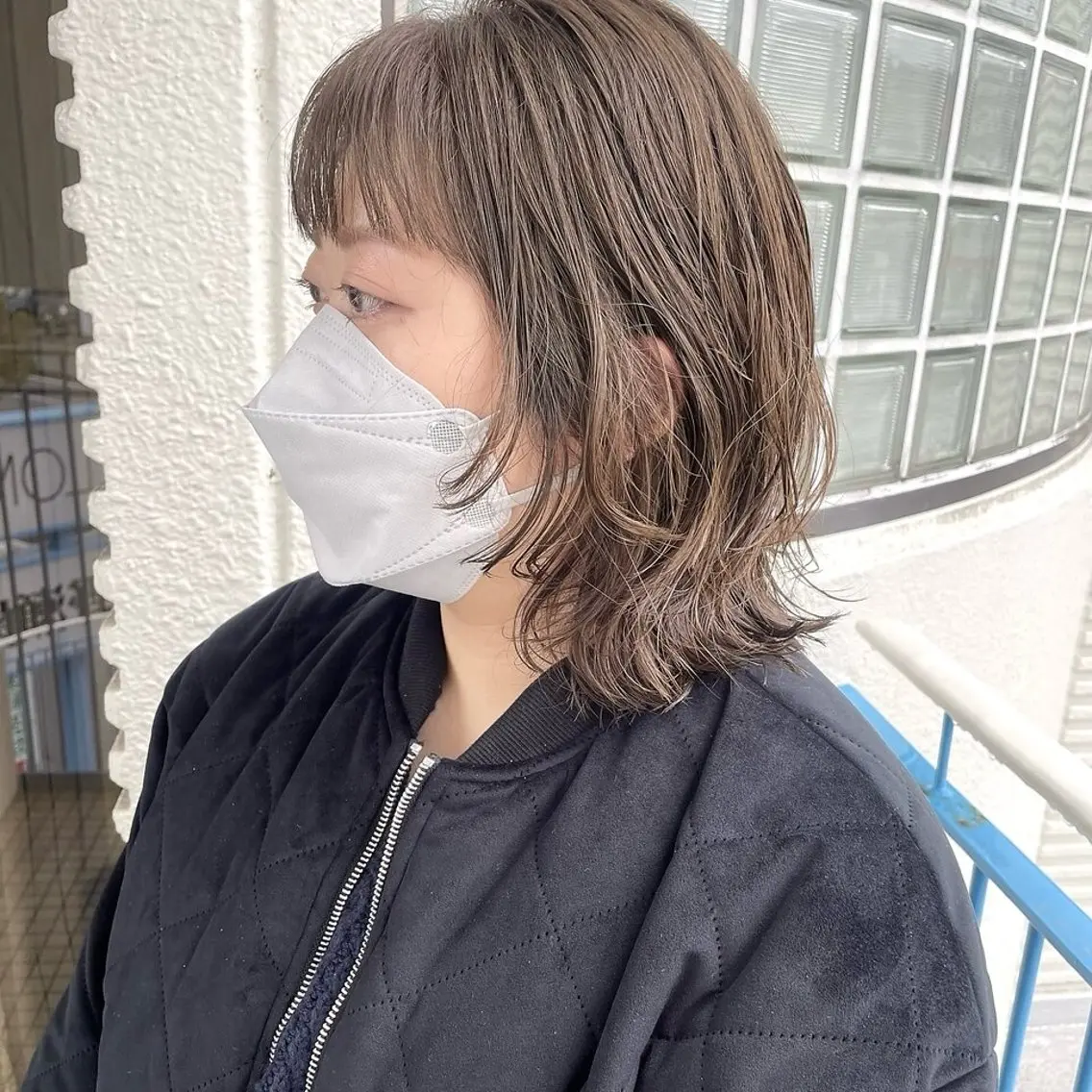 ミディアム カラー パーマ ミディアムパーマ 外ハネヘア カット ヘアカラー パーマ トリートメント YUKO/ 似合わせ韓国風パーマのヘアスタイル