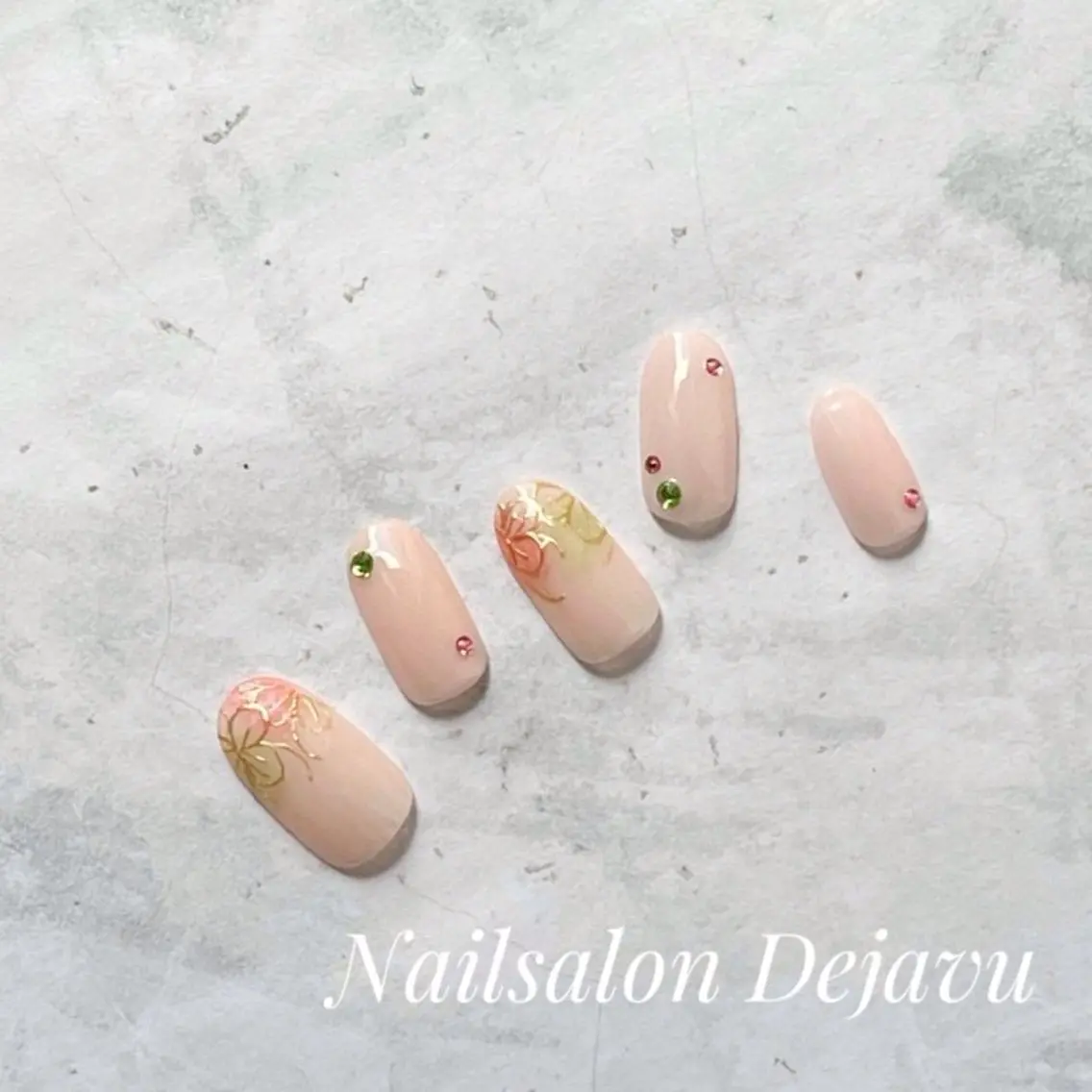 ネイル ハンドネイル Nail salon Dejavu 🌿のネイルデザイン