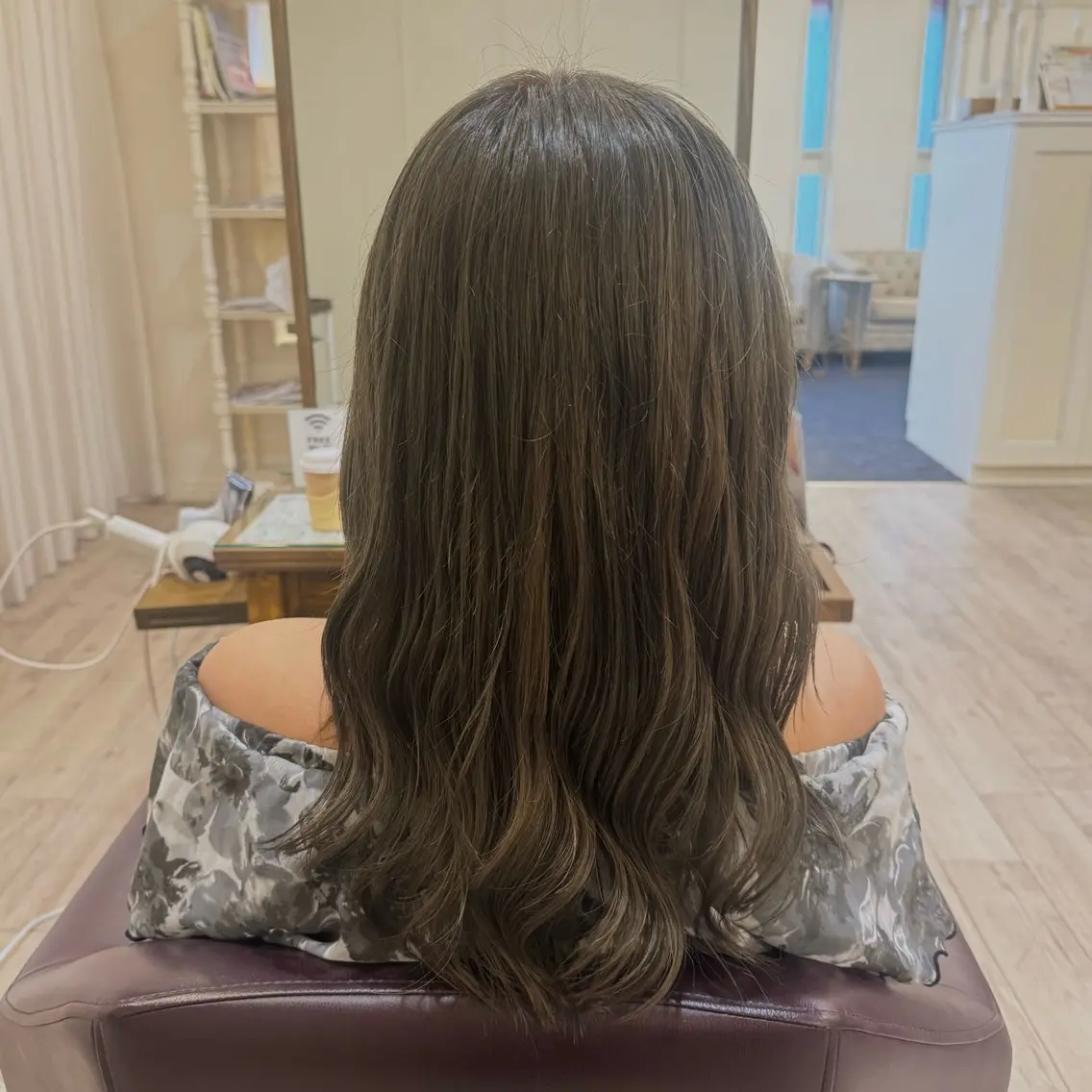 カラー ヘアカラー 今田 莉心のマツエク・マツパデザイン
