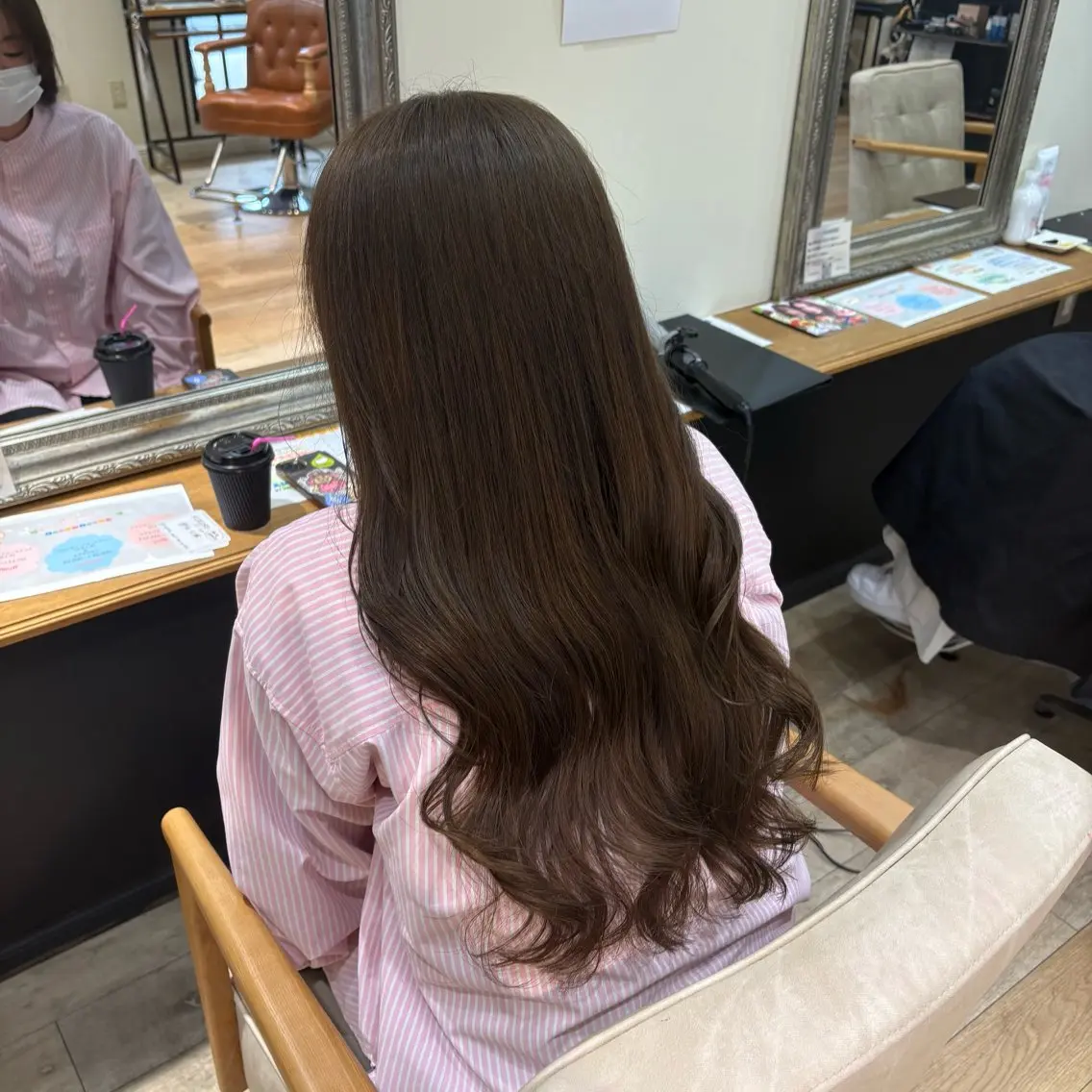 カラー ヘアカラー トリートメント しおり🍬 KOKORO🤍のヘアスタイル