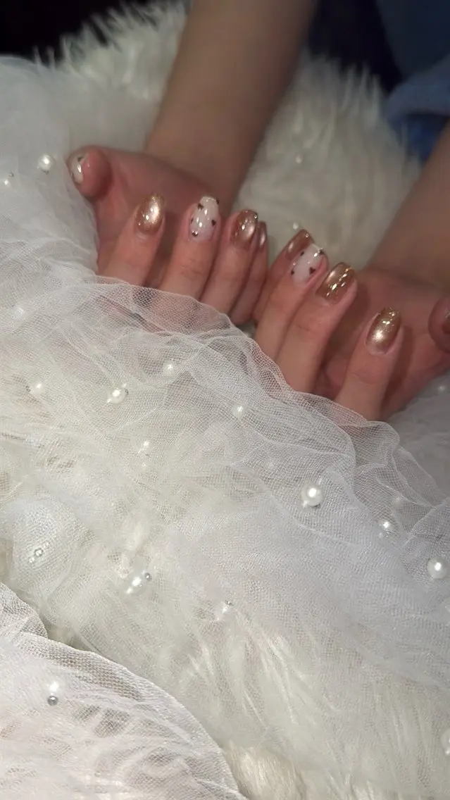 ネイル フラッシュネイル フットネイル フレンチネイル 韓国ネイル マグネットネイル SAKU nail 作島茜のネイルデザイン