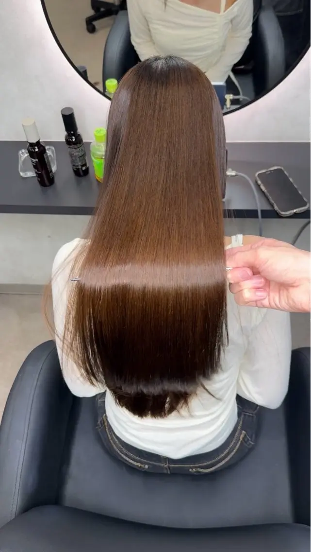 ロング カラー ヘアアレンジ カット ヘアカラー 縮毛矯正 トリートメント 新宿 /髪質改善/ レイヤー/ヒュウガのヘアスタイル