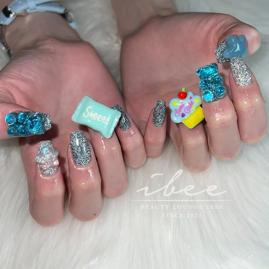 ネイル ハンドネイル ibee nail 🤍yumiのネイルデザイン