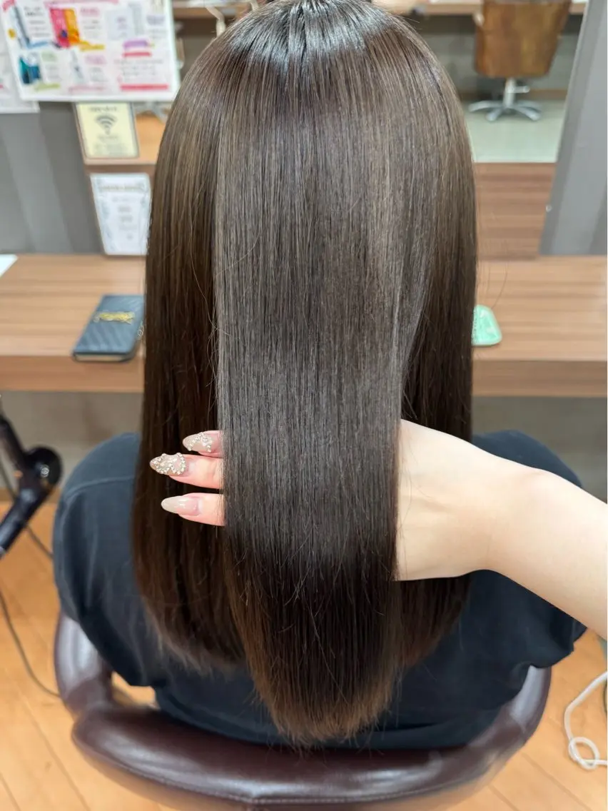 ミディアム カラー ブラウンカラー 透明感カラー ダークブラウン オーガニックカラー ヘアカラー トリートメント DILGA LINK Rioのヘアスタイル