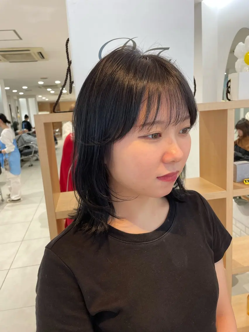 ミディアム 顔まわりレイヤー 姫カット 韓国風ヘア レイヤーカット ワンホンヘア 🧸SAKI🎀 韓国レイヤーのヘアスタイル