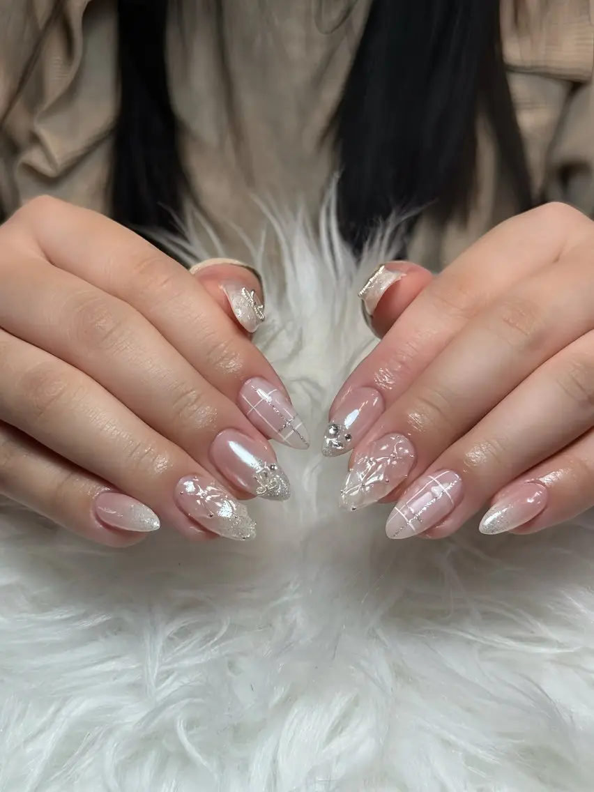 ネイル オーロラネイル ボルドー ブラウン 氷ネイル・うるうるネイル キラキラネイル ハンドネイル Julli NailStudioのネイルデザイン