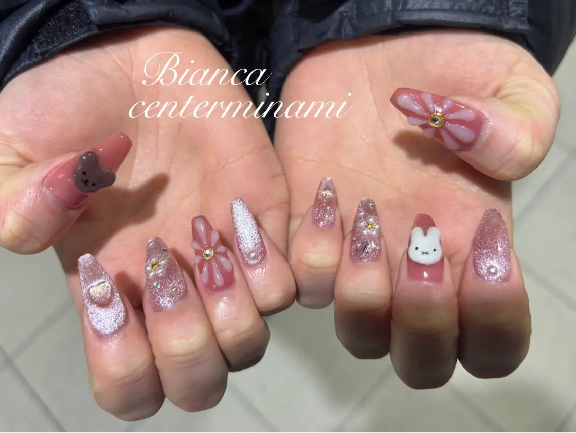 ネイル ハンドネイル Bianca KIKUTIHARAのネイルデザイン