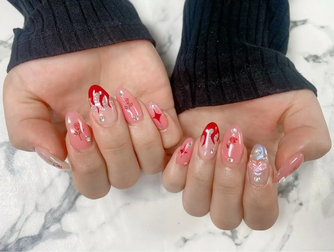 ロング カラー ネイル 長さ出し Q Free nailsのネイルデザイン