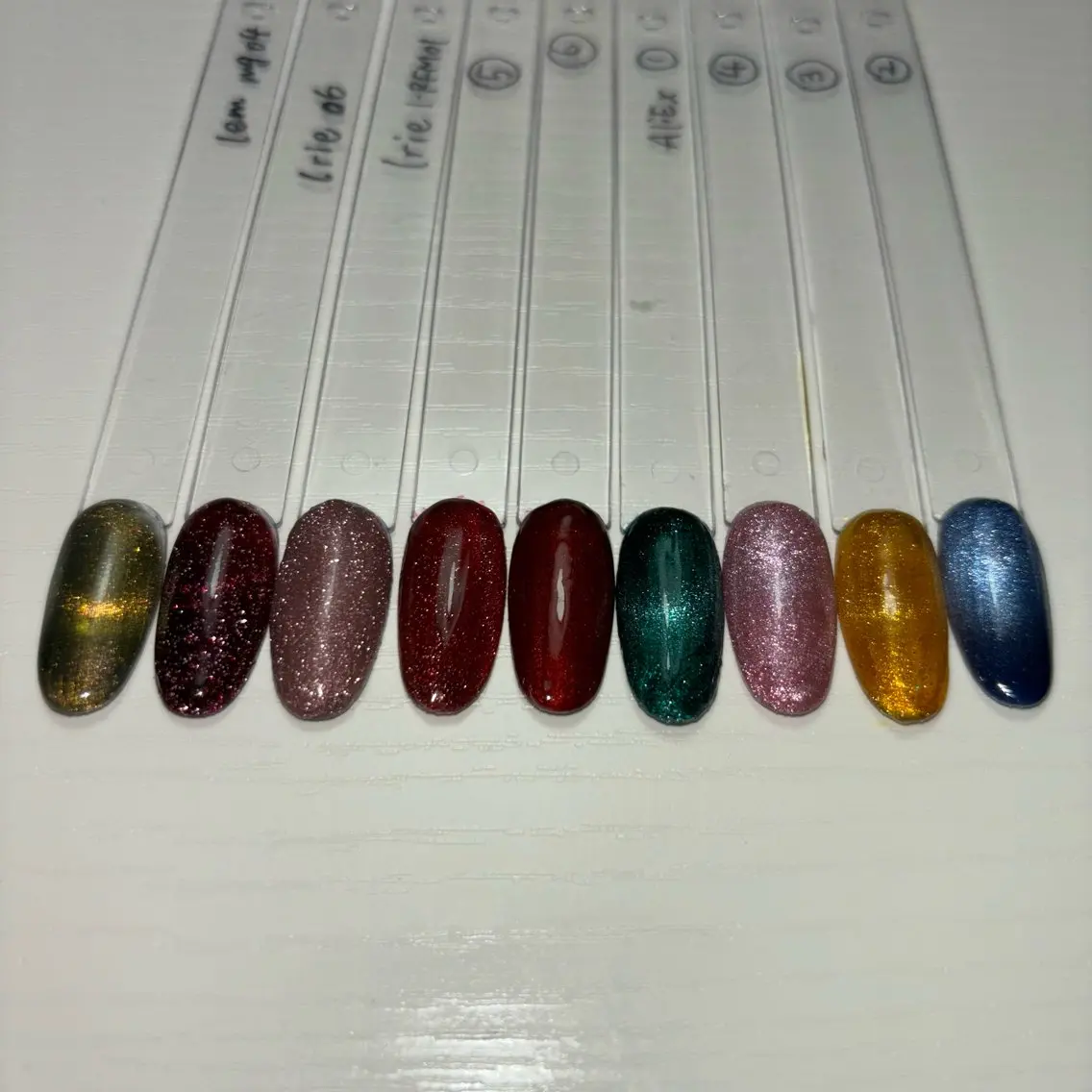 ネイル マグネットネイル nailsalon VENUSのネイルデザイン