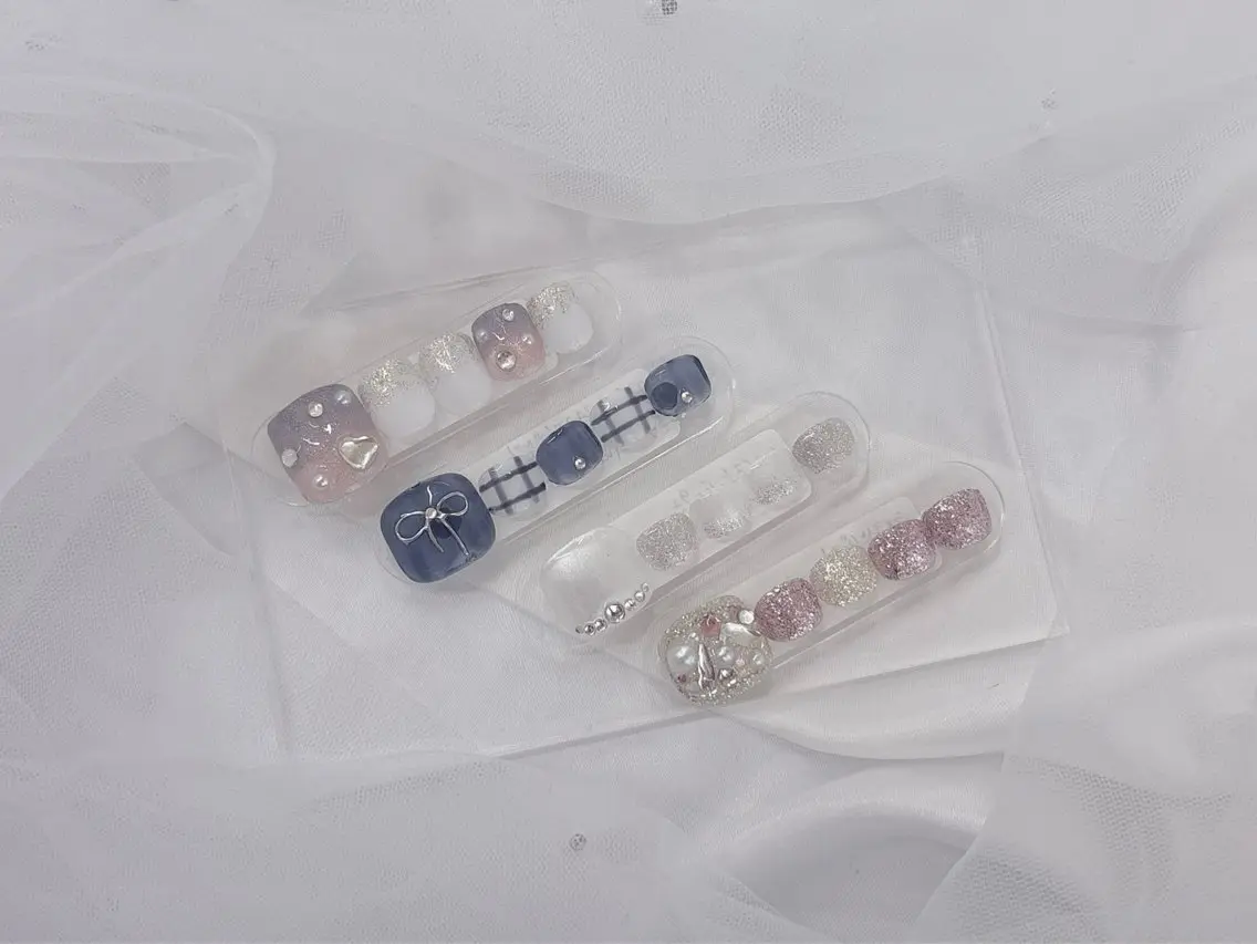 ネイル フットネイル Regene ARAKIのネイルデザイン