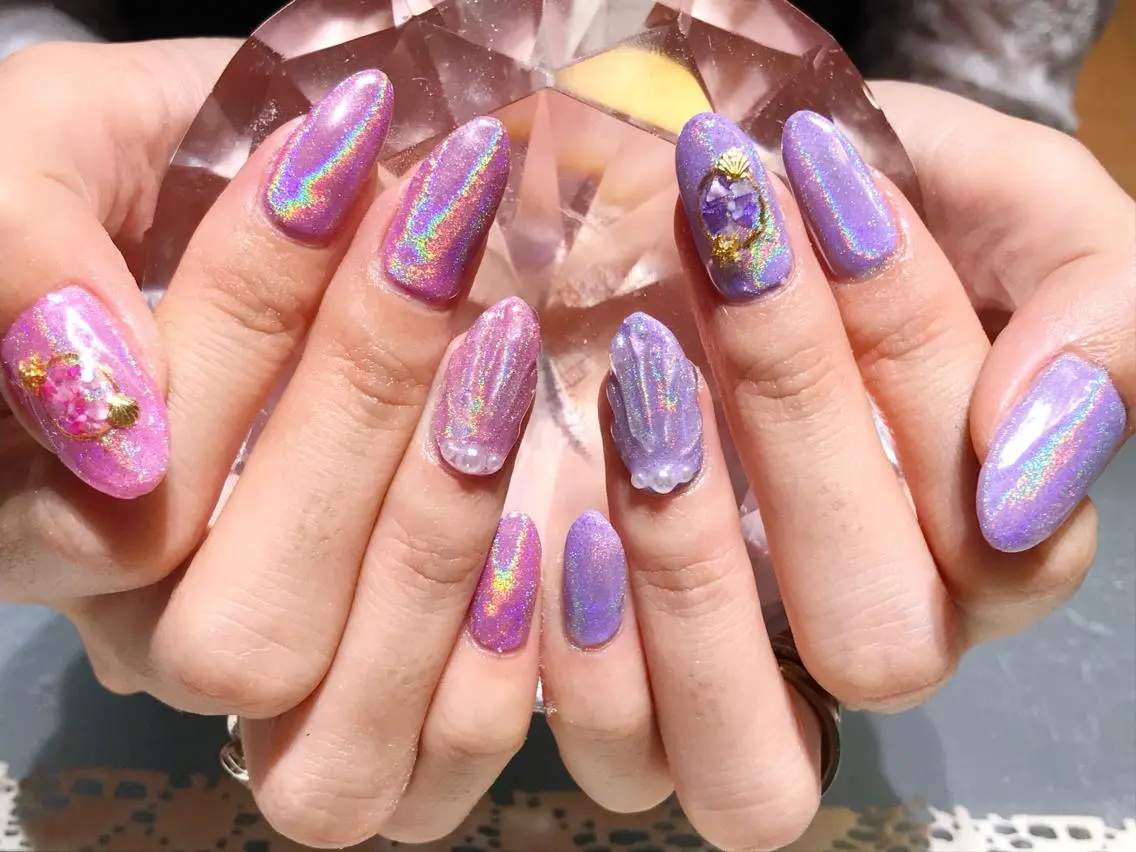 ネイル ジェルネイル YUN 💅のネイルデザイン