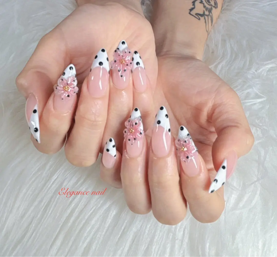 ネイル Elegance Nail本厚木店舗のネイルデザイン