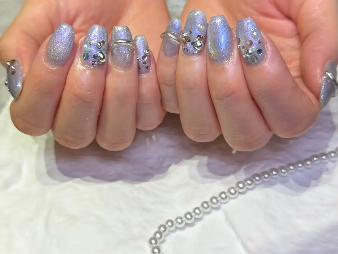 ネイル ホログラムネイル ハンドネイル Mnailsalon フィルイン対応サロンのネイルデザイン