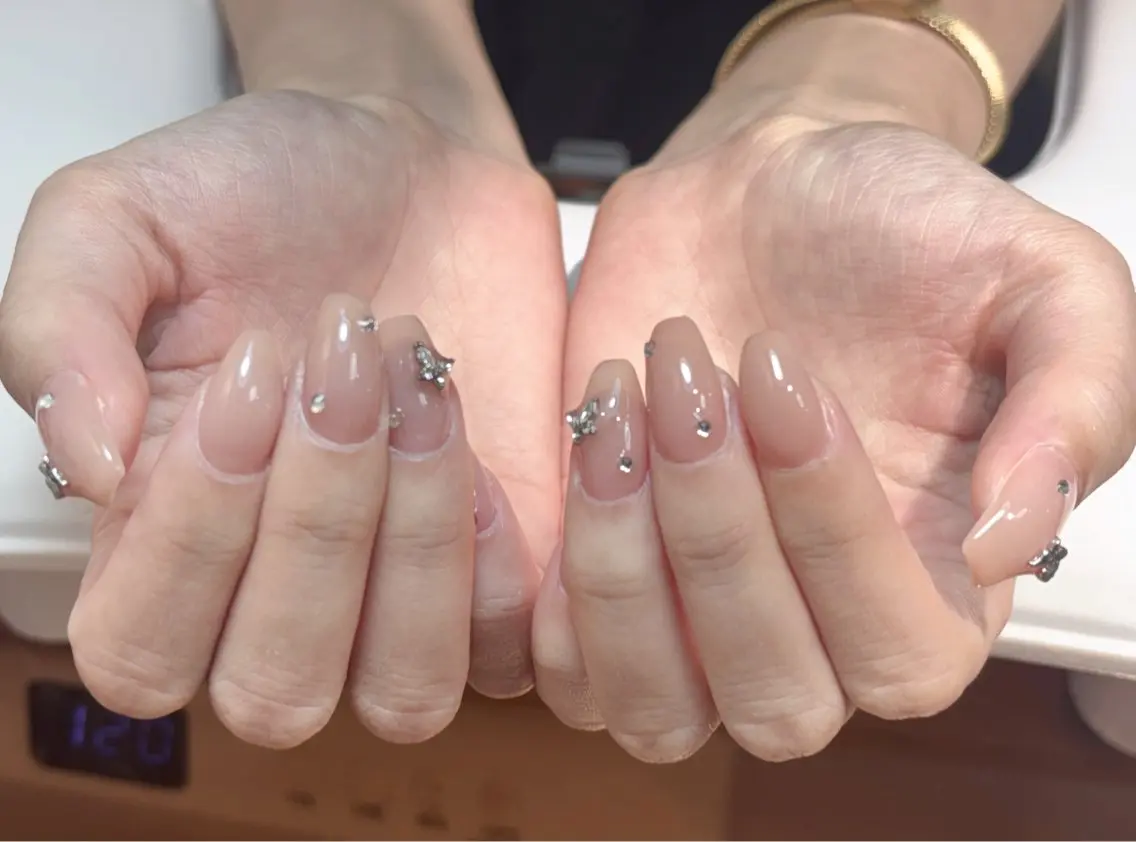 ネイル アートネイル オーロラネイル チークネイル 長さ出し フレンチネイル ハンドネイル ハンドケア Yumi Nail Seiのネイルデザイン