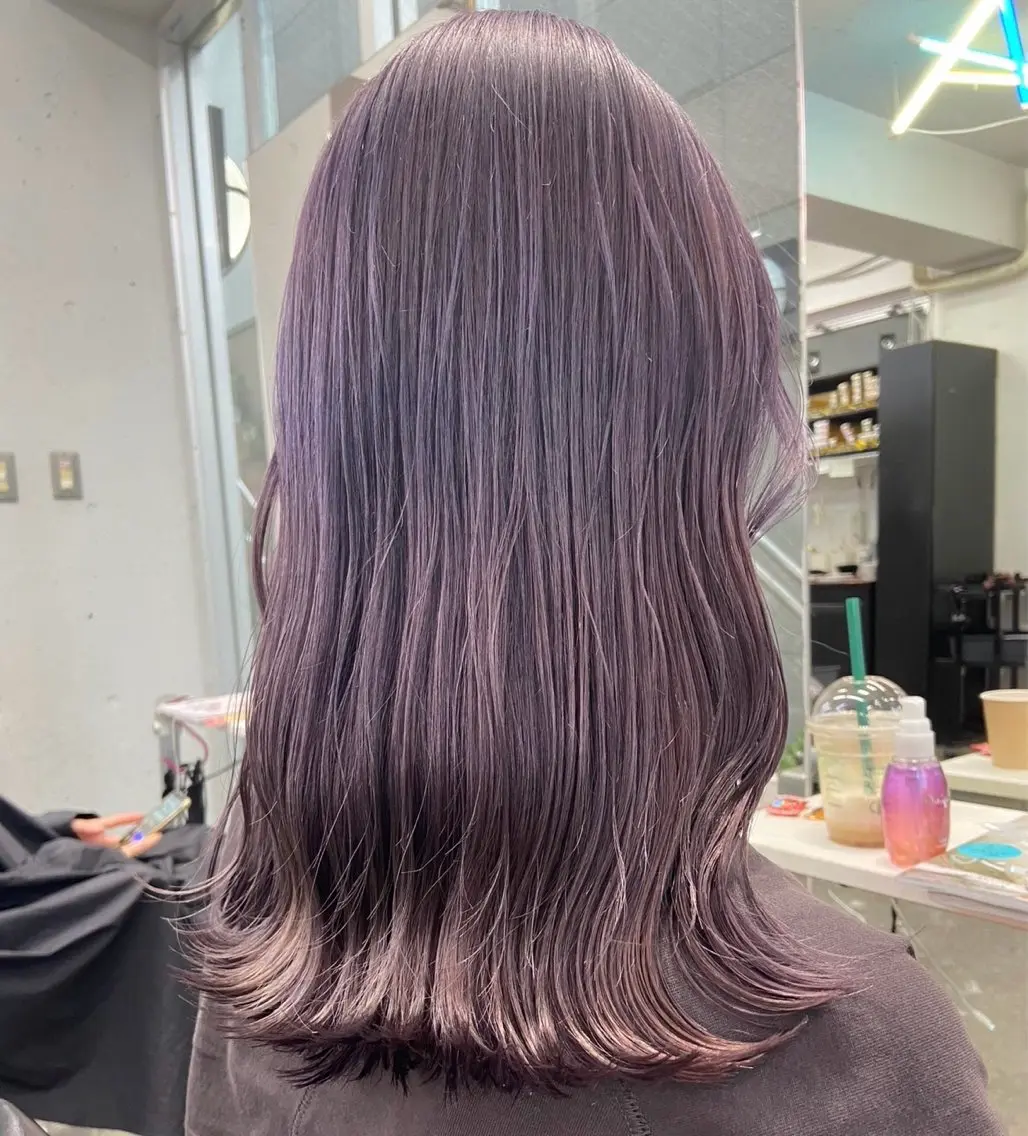 カラー ブリーチカラー×艶 🍨mihoのヘアスタイル