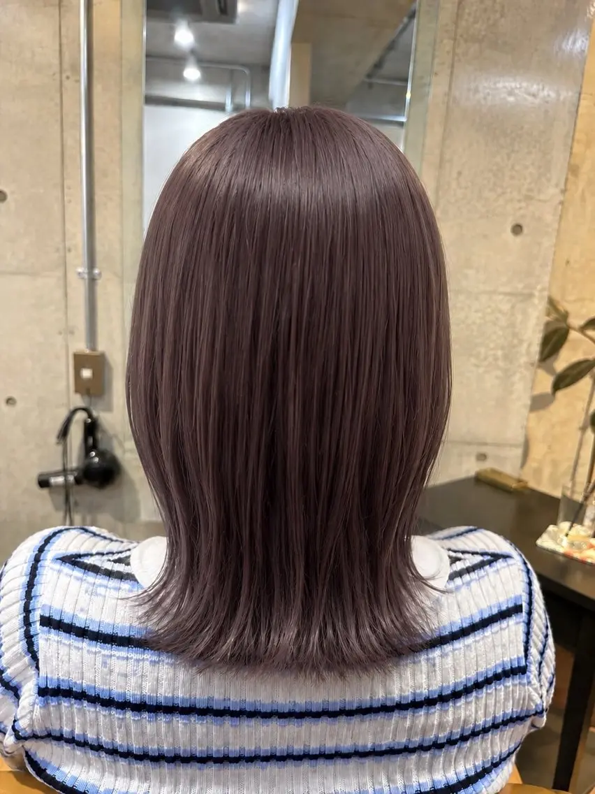 セミロング 🎀リオ🎀縮毛矯正 +透明感カラーのヘアスタイル
