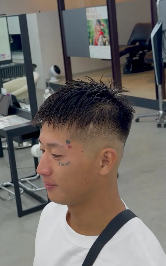 メンズ フェードカット スキンフェード 藤野 慶太のヘアスタイル