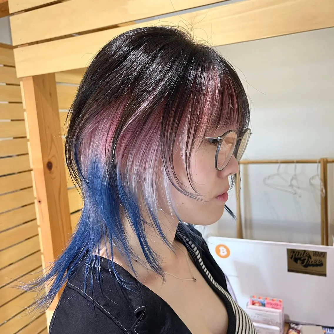 ミディアム カラー ブリーチ ヘアカラー トリートメント ✨髪質改善🎨 杉本賢人のヘアスタイル