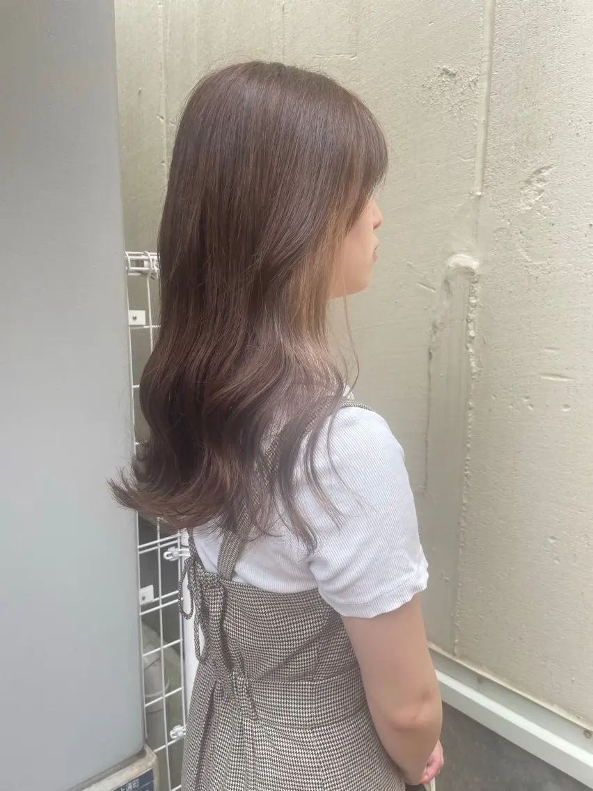 ロング カラー 吉村 夏椰のヘアスタイル