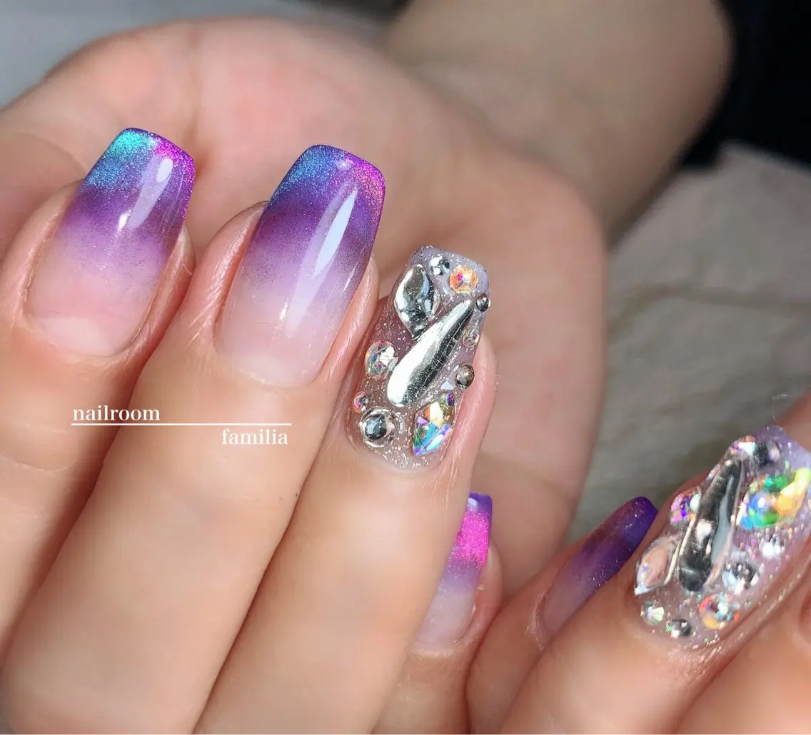 ネイル グラデーション マグネットネイル -nailroom- familiaのネイルデザイン