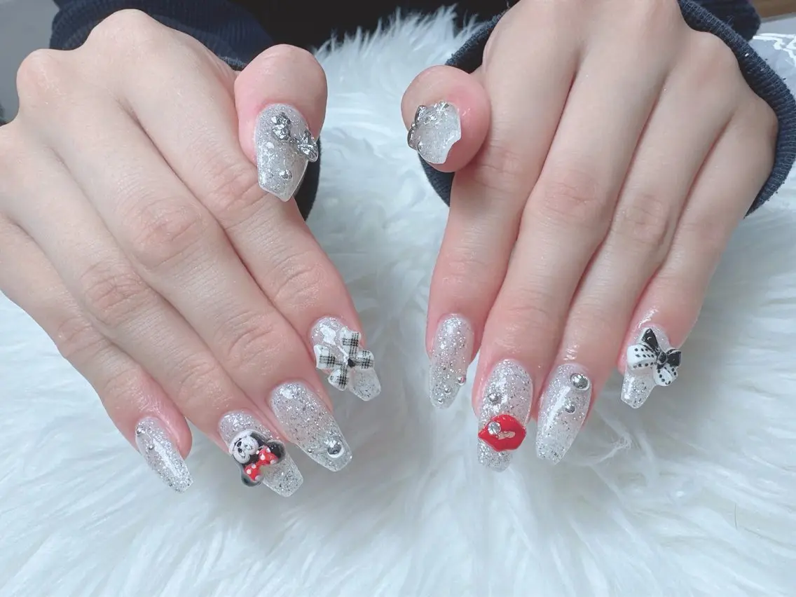 ネイル マグネットネイル ニュアンスネイル オフィスネイル ワンカラーネイル 夏ネイル ハンドネイル Squen Nail shinjukuのネイルデザイン
