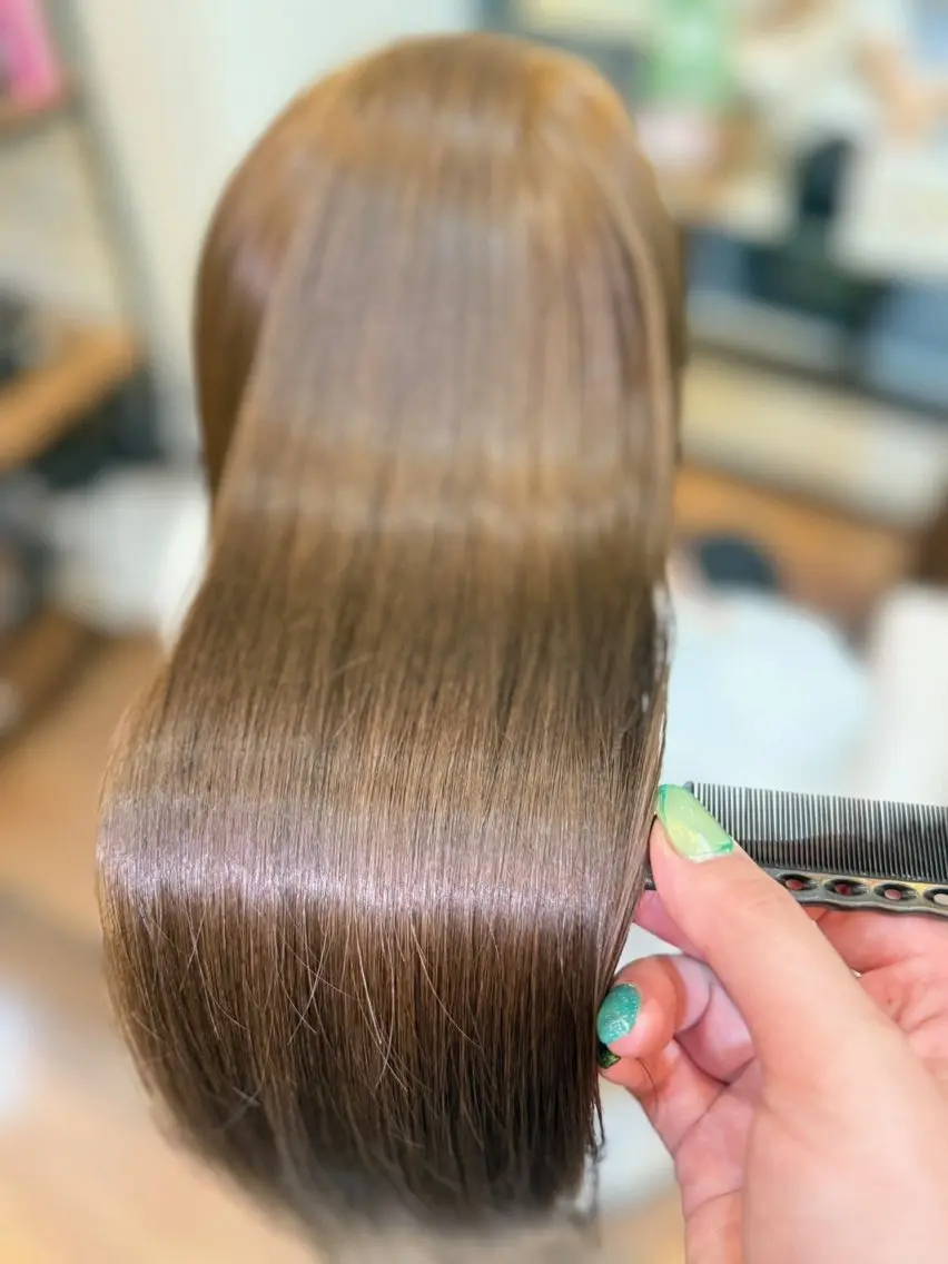 ロング 縮毛矯正 縮毛矯正 Olive 南森町店 酸性縮毛矯正のヘアスタイル