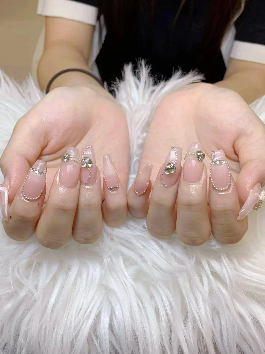 ネイル ハンドネイル ハンドケア Anh Nail 歌舞伎町のネイルデザイン