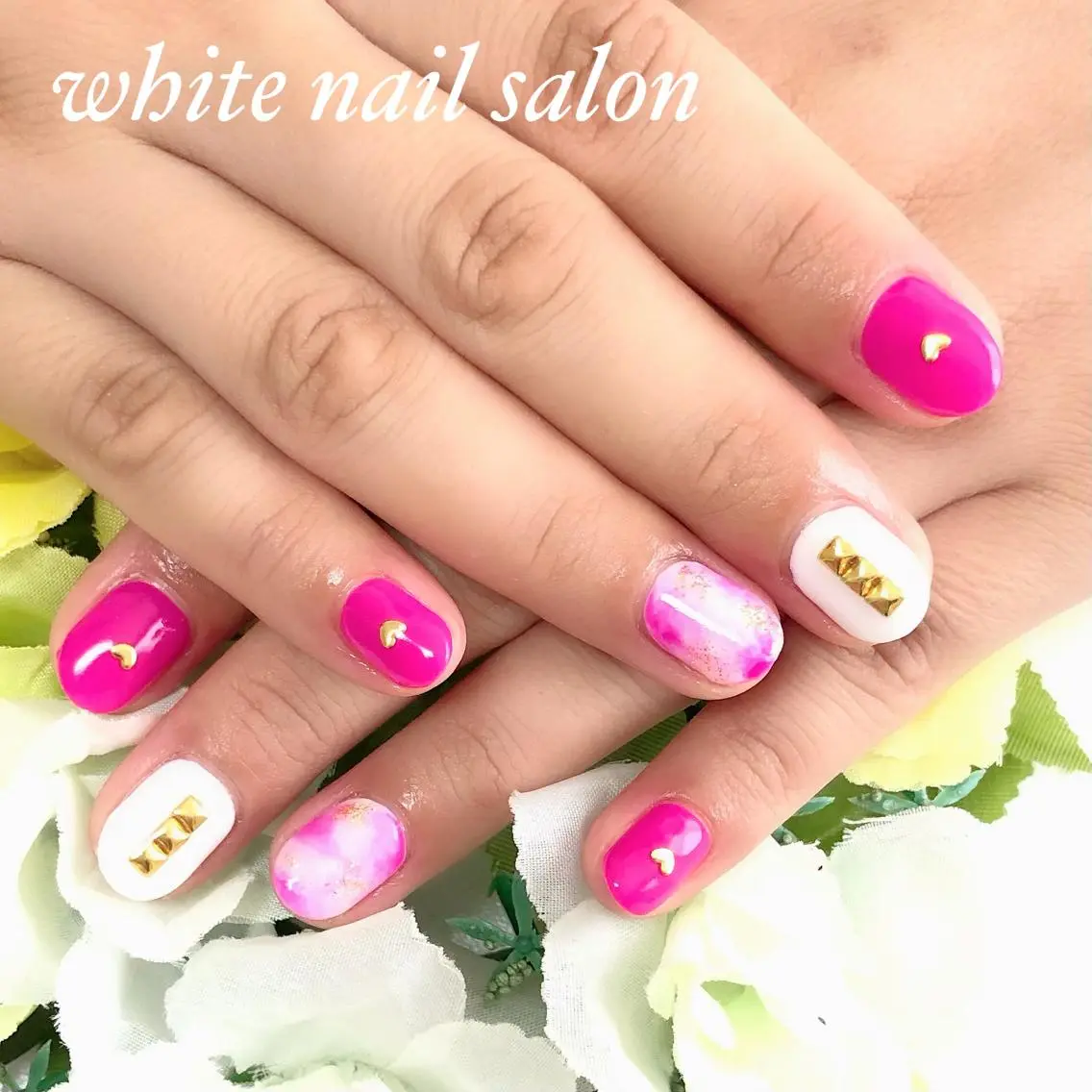 ネイル アートネイル フレンチネイル ジェルネイル ハードジェル 持ち込み ハンドネイル white nail salonのネイルデザイン