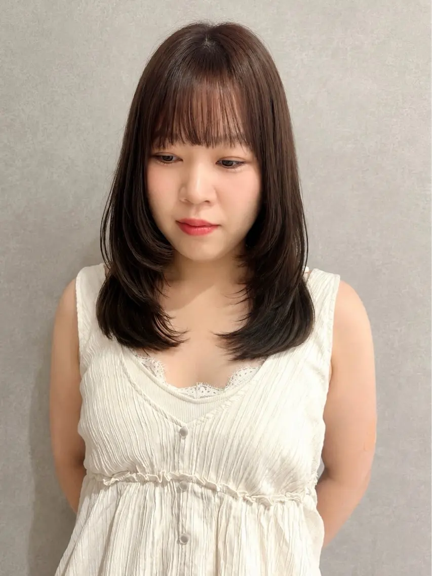 セミロング 顔まわりレイヤー 顔周りカット 韓国風ヘア レイヤーカット カット 🕊髪質改善 ストレート🕊まいのヘアスタイル