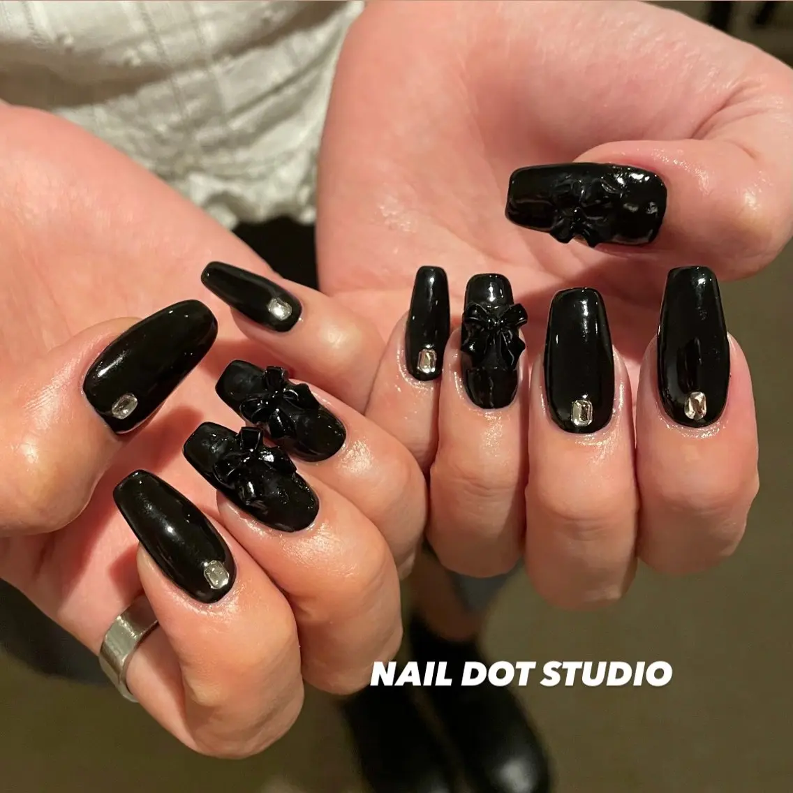 ネイル リボン NAIL DOT STUDIO堺筋本町のネイルデザイン