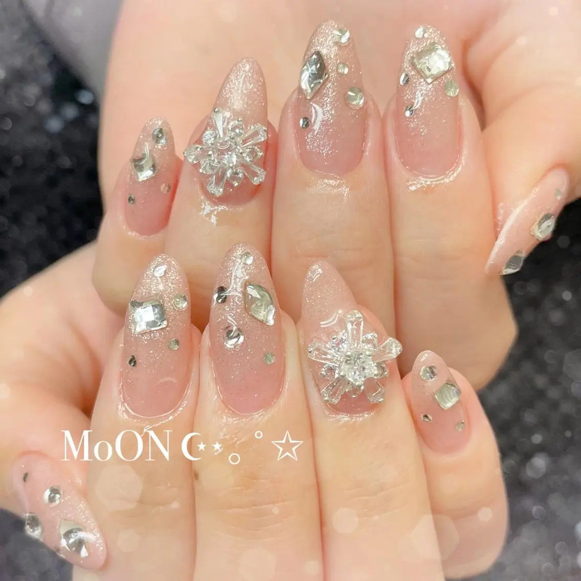 ネイル ハンドネイル ハンドケア MoON...❤︎ MeGuのネイルデザイン